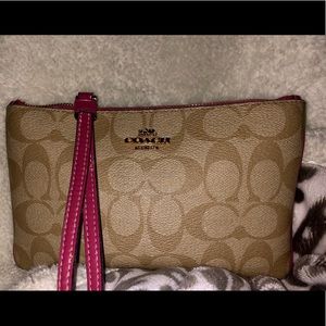 COACH wristlet wallet